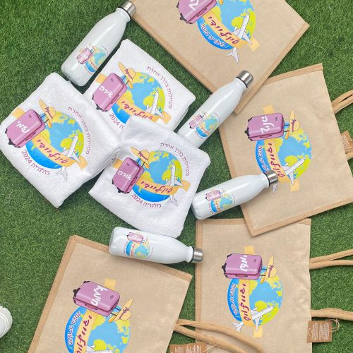 אור הדפוס מיתוג מוצרים, הדפסות וחריטה בלייזר ערכות ממותגות למאמנים בגדי ספורט וציוד אימון עם לוגו